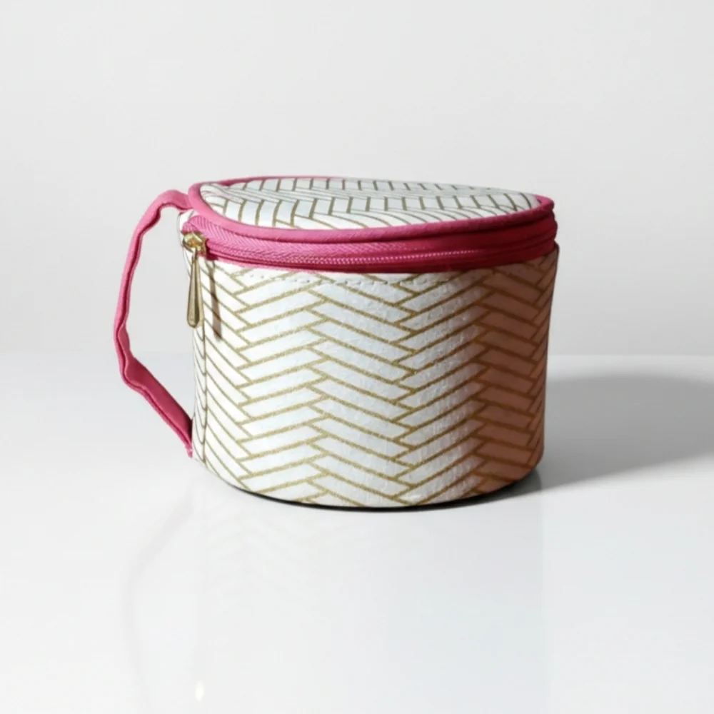 Travel jewelry box